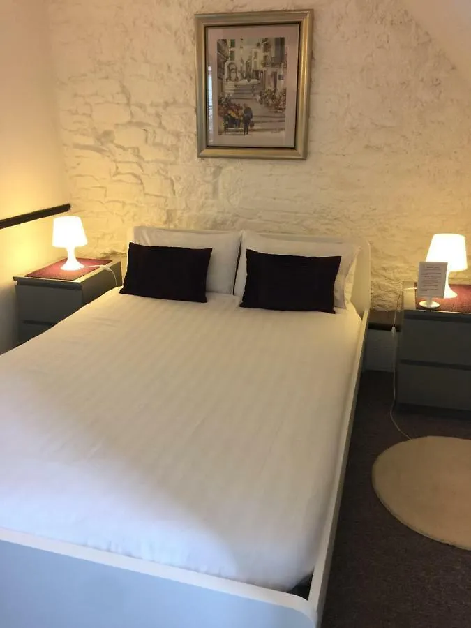 Au Bon Accueil Bed and Breakfast Saint-Marcan