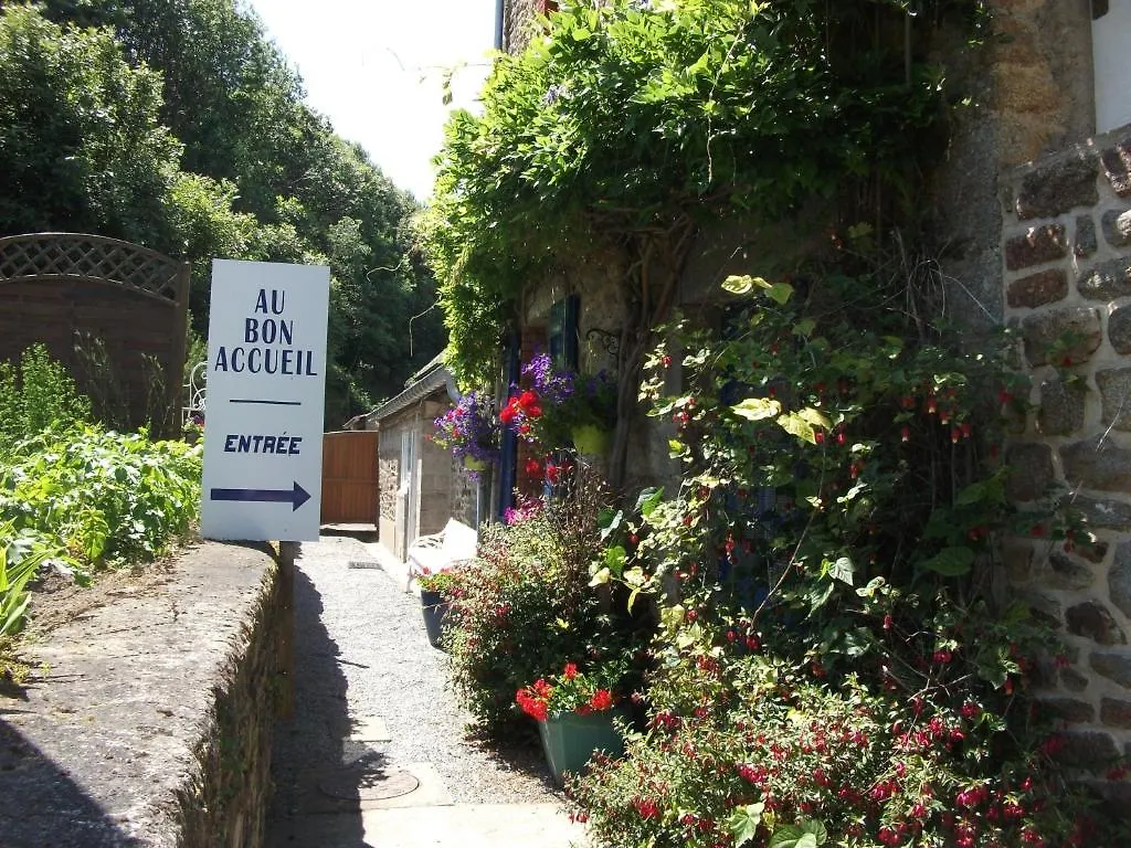 Au Bon Accueil Bed and Breakfast Saint-Marcan