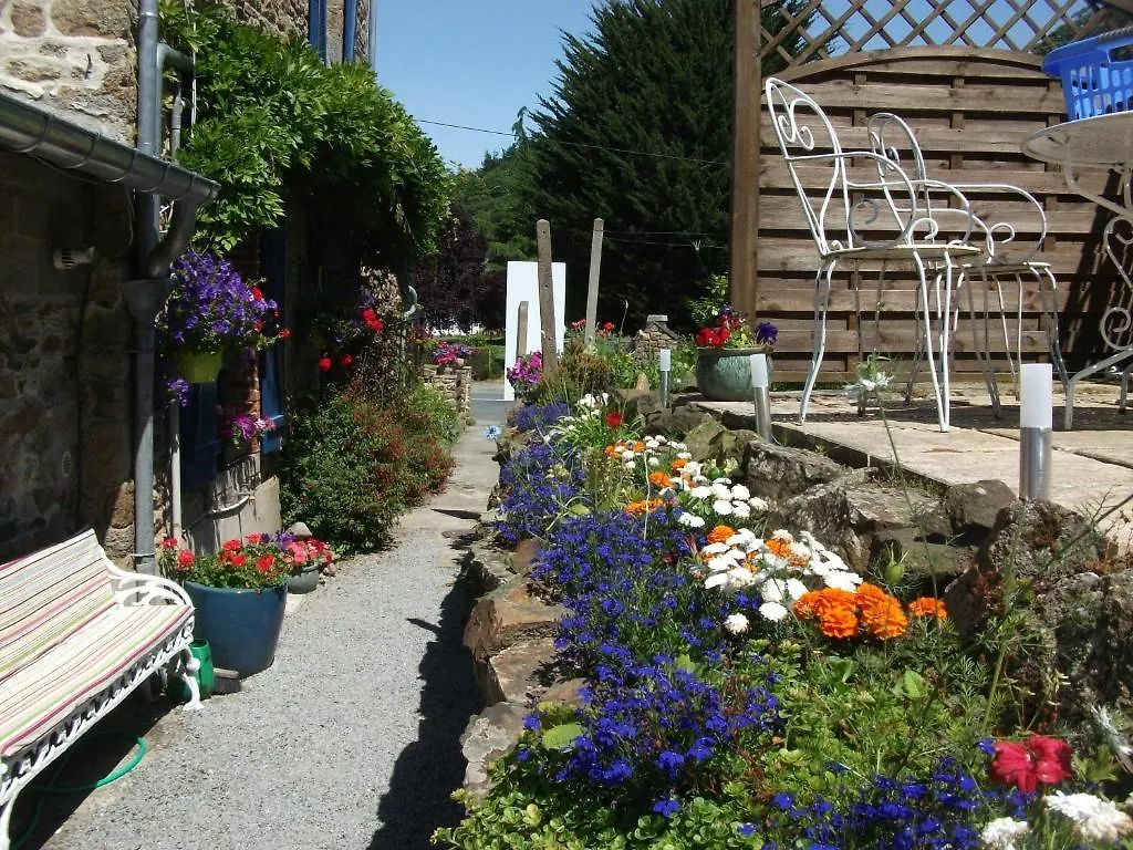 Au Bon Accueil Bed and Breakfast Saint-Marcan Bed & Breakfast